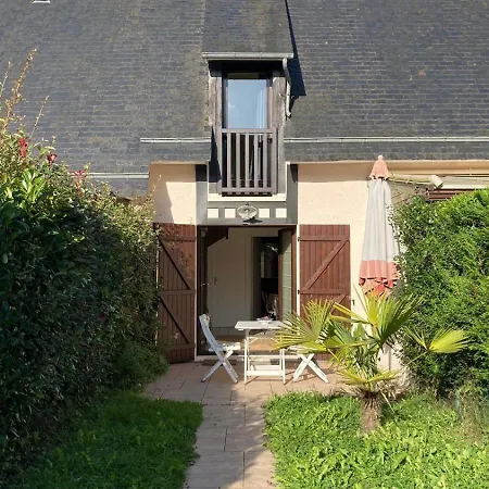 Nyaraló In Normandy *